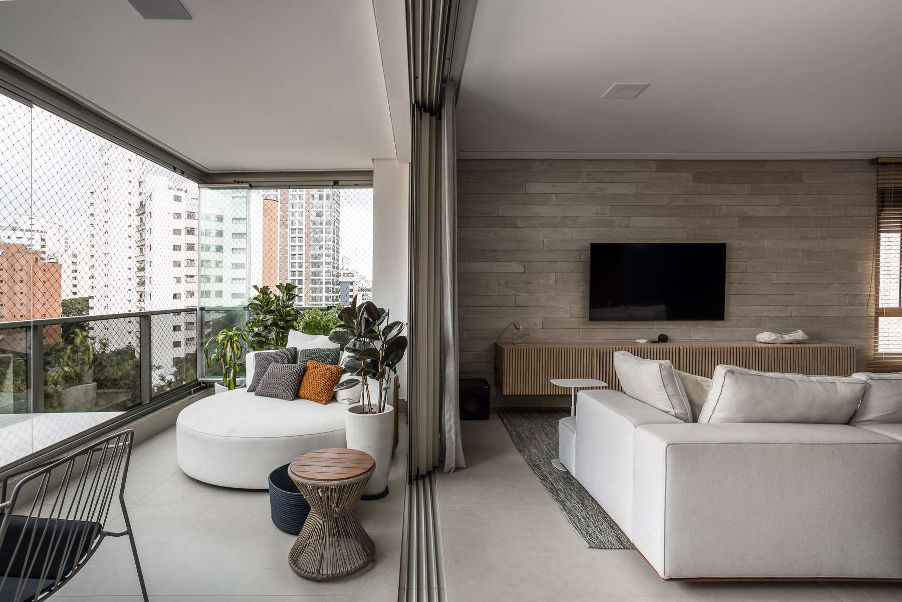 Inspire-se com mais projetos e decorações de varanda — Decoração de varanda: como deixar o espaço bonito +20 ideias (18)