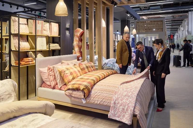 Bed Bath & Living - C40